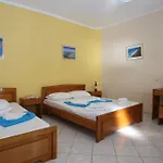 Theochari Angeliki Gp - Studios Apartments Áyios Nikítas