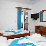 Appartamento Theochari Angeliki Gp - Studios Apartments Áyios Nikítas