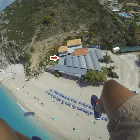 Theocharis Bros - דירה