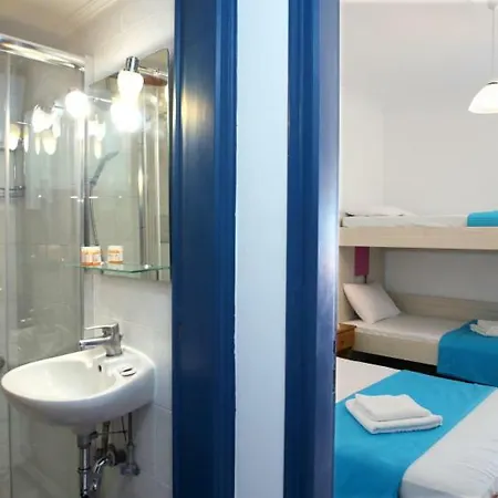 Theocharis Bros - דירה