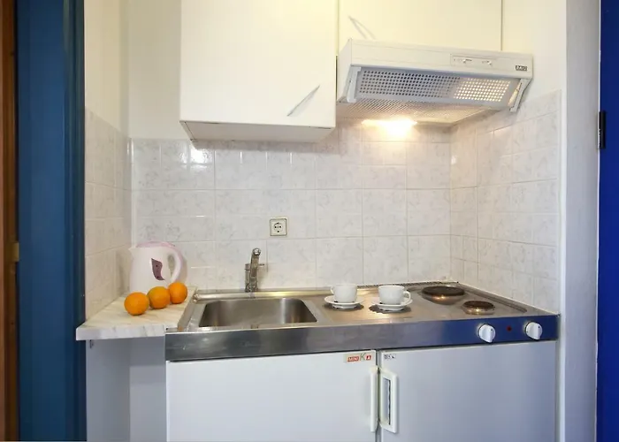 Theocharis Bros - Apartman *